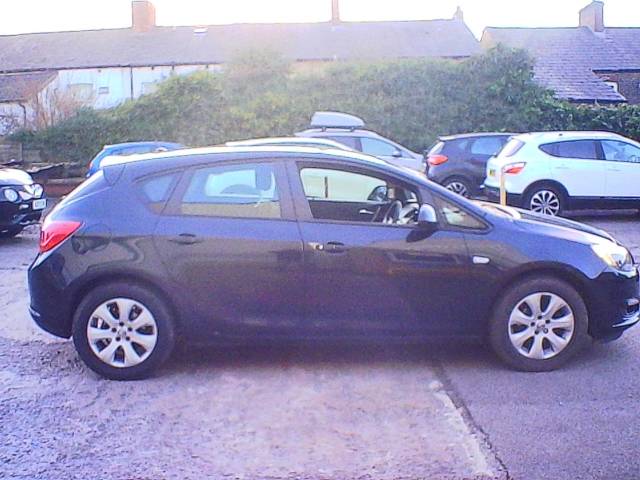 2015 Vauxhall Astra 1.6i 16V Design 5dr