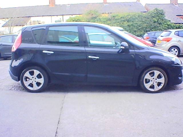 2011 Renault Scenic 1.5 dCi 110 Dynamique TomTom 5dr