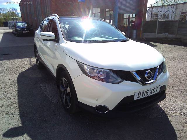 2015 Nissan Qashqai 1.2 DiG-T N-Tec+ 5dr
