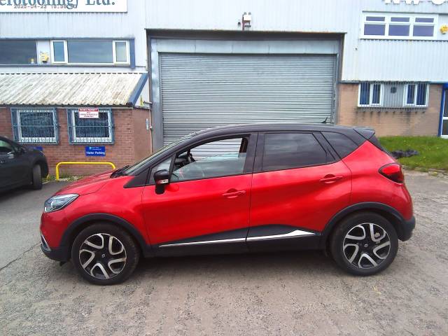 Renault Captur 0.9 TCE 90 Signature Energy 5dr Hatchback Petrol Red/black