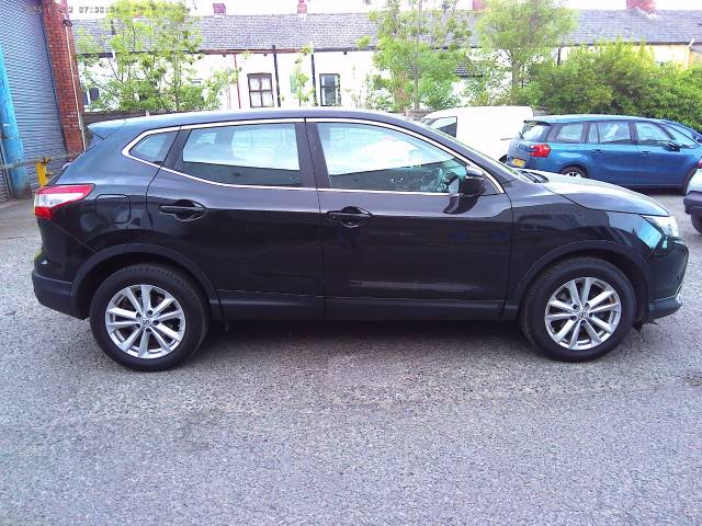 2015 Nissan Qashqai 1.2 DiG-T Acenta [Smart Vision Pack] 5dr
