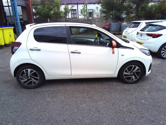 2017 Peugeot 108 1.2 PureTech Roland Garros 5dr