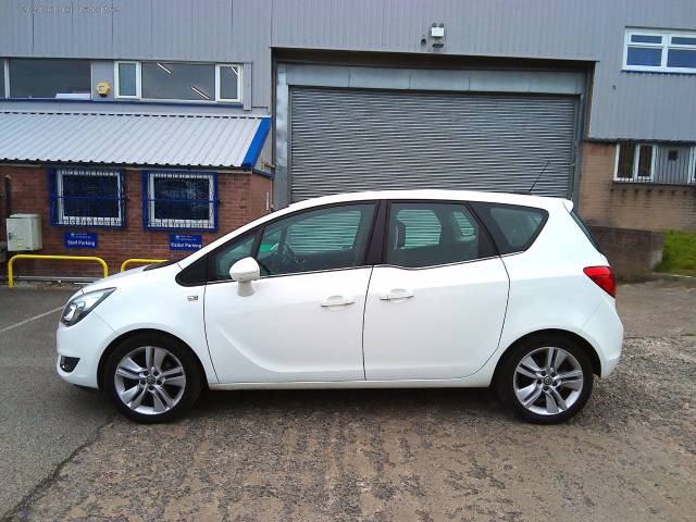 Vauxhall Meriva 1.4i 16V Tech Line 5dr MPV Petrol White