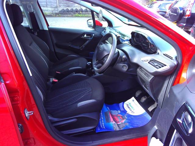 2015 Peugeot 208 1.2 VTi Active 5dr
