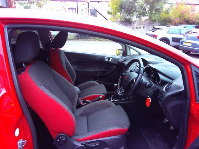 2016 Ford Fiesta 1.0 EcoBoost 140 Zetec S Red 3dr