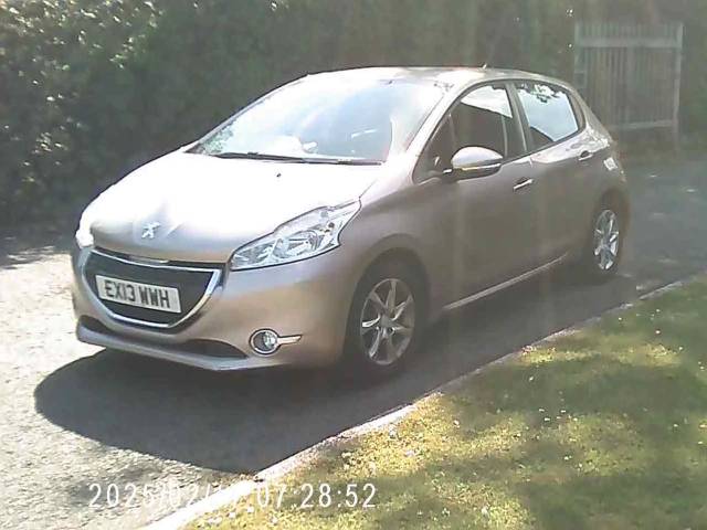 2013 Peugeot 208 1.2 VTi Active 5dr