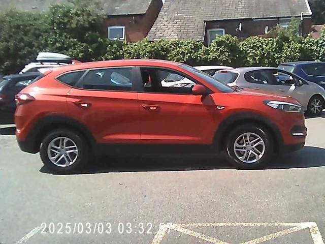 2015 Hyundai TUCSON 1.7 CRDi Blue Drive S 5dr 2WD