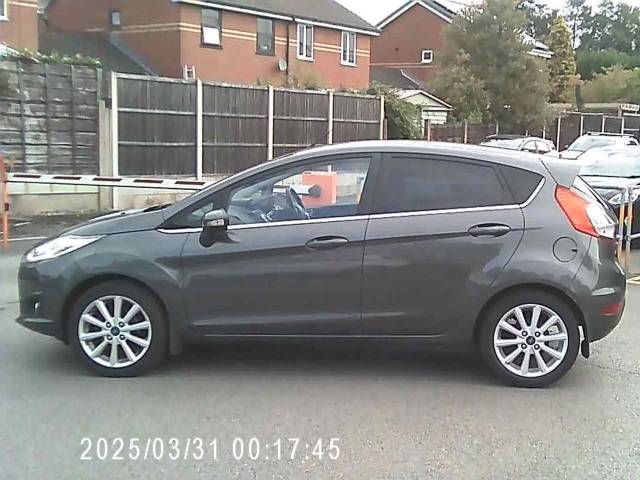 Ford Fiesta 1.0 EcoBoost Titanium 5dr Hatchback Petrol Grey