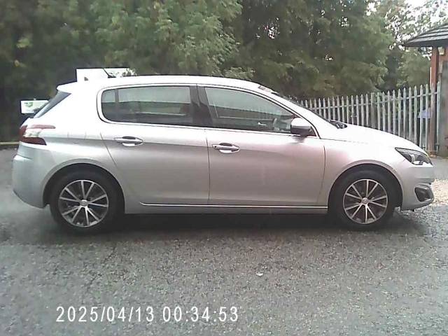 2017 Peugeot 308 1.6 BlueHDi 120 Allure 5dr