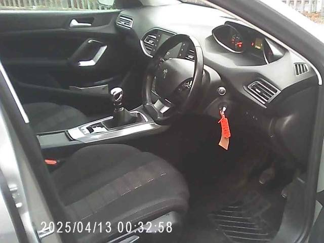 2017 Peugeot 308 1.6 BlueHDi 120 Allure 5dr