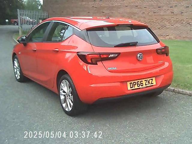 2016 Vauxhall Astra 1.4T 16V 125 Design 5dr