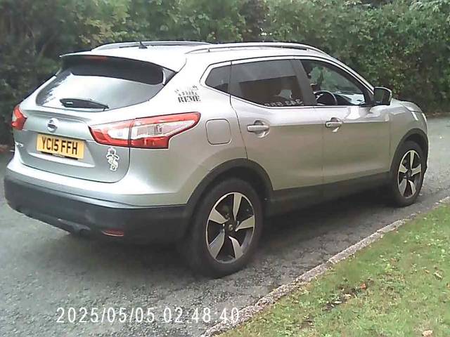 2015 Nissan Qashqai 1.2 DiG-T N-Tec+ 5dr
